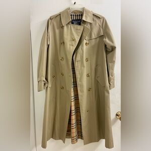 Burberry Classic Beige Trench Coat